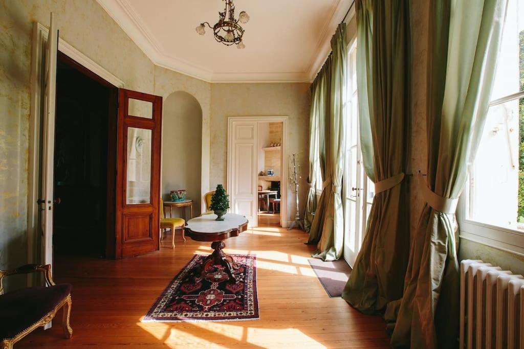 Chateau Couffins Asques Eksteriør billede