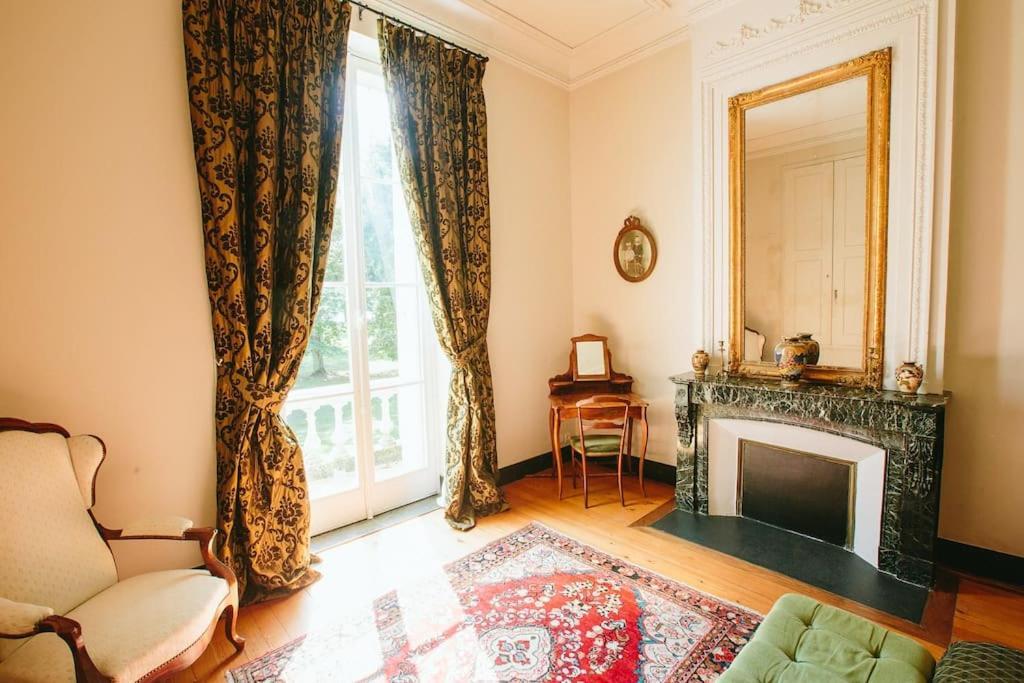 Chateau Couffins Asques Eksteriør billede