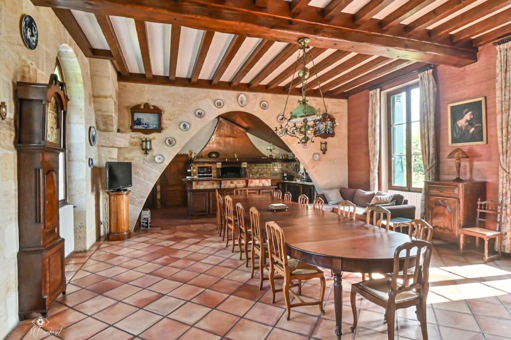 Chateau Couffins Asques Eksteriør billede